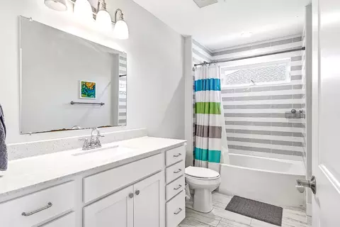 Bath - 810 Sumac St, Oregon, WI 53575 photo 5 of 6