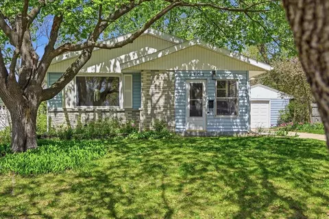 4802 Steinhauer Trl, Madison, WI 53716