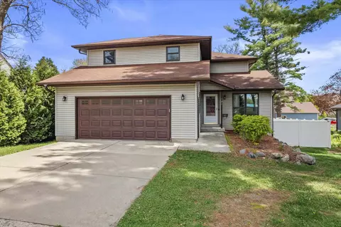 121 Merton Ave, Lodi, WI 53555
