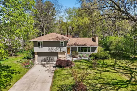 5522 Barton Rd, Madison, WI 53711