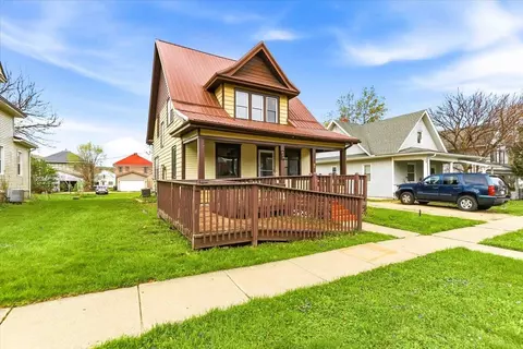 954 N Church St, Richland Center, WI 53581