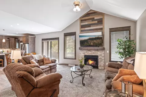 Living - 309 Drumlin Loop, Ripon, WI 54971 photo 1 of 3