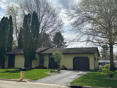 414 Lucille St, Verona, WI 53593