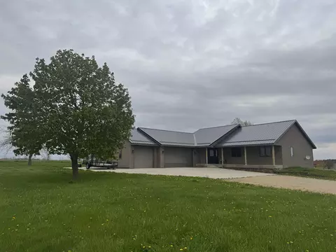 w5493 Center Road, Monroe, WI 53566