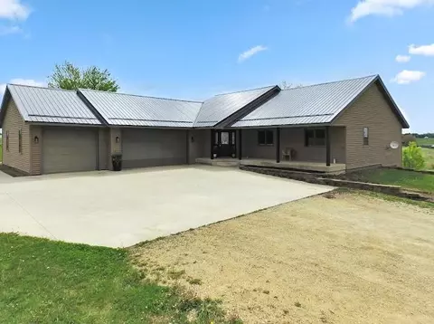w5493 Center Road, Monroe, WI 53566