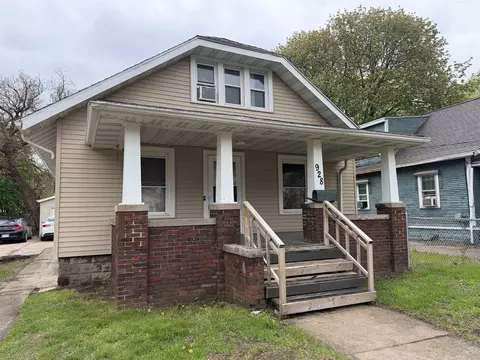 928 Gerald Ave, Beloit, WI 53511