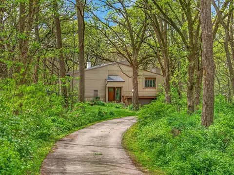 10671 W Oak Ridge Rd, Evansville, WI 53536