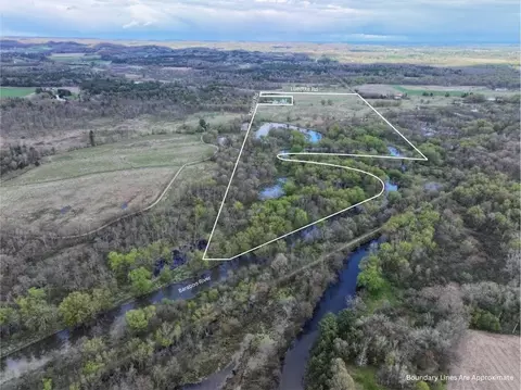 100 54 Acres Katuin Rd, La Valle, WI 53941