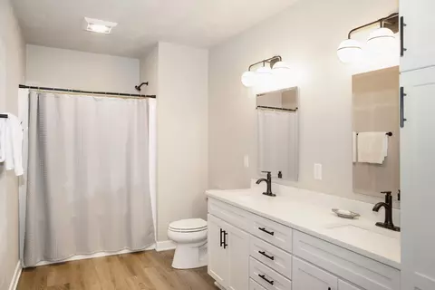 Bath - 1045 Augusta Dr, Oregon, WI 53575 photo 3 of 3