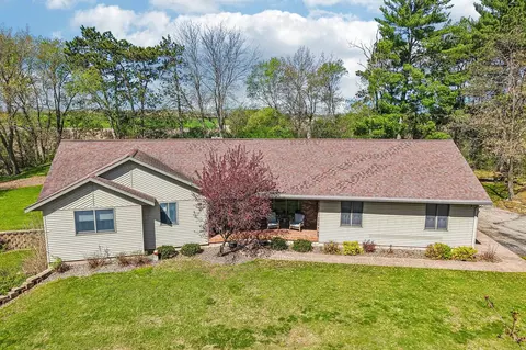 402 Derby Row, Reedsburg, WI 53959
