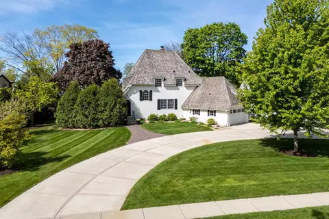 3 Cambridge Rd, Madison, WI 53704
