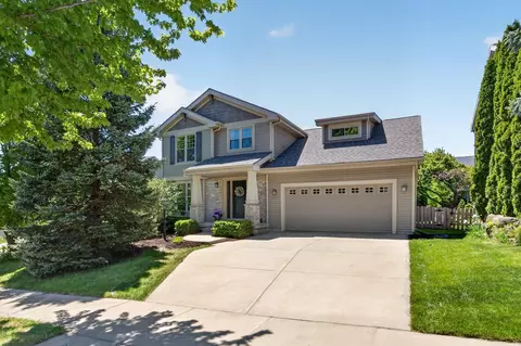 2995 Hartwicke Dr, Fitchburg, WI 53711