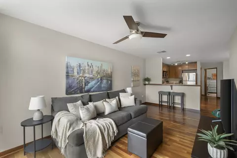 333 W Mifflin St #3160, Madison, WI 53703