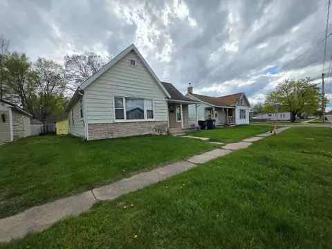 806 Mansion St, Mauston, WI 53948