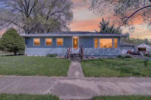 1710 Purvis Ave, Janesville, WI 53548