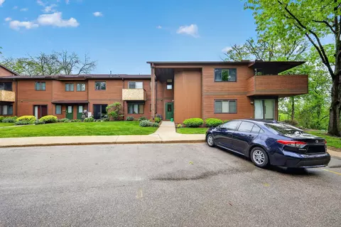 802 S Gammon Rd #4, Madison, WI 53719