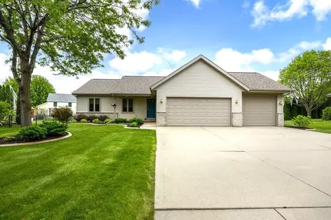 420 Rosemal Ln, Deforest, WI 53532