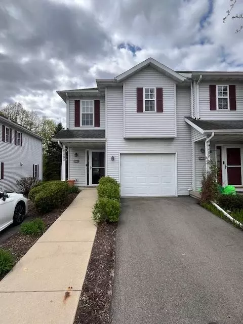 6145 Dell Dr #1, Madison, WI 53718