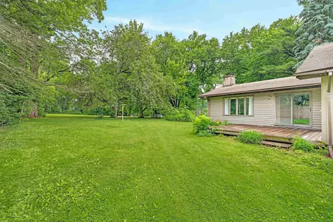 5205 Midmoor Rd, Monona, WI 53716
