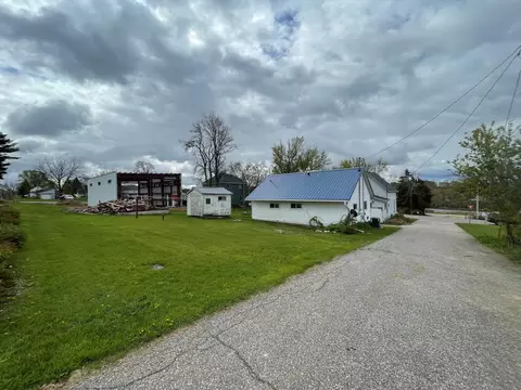 w6484 East Pine Street, Dalton, WI 53926