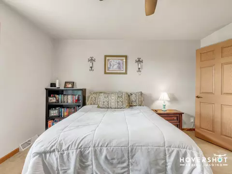 Bedroom - n1344 Fox Road, Wonewoc, WI 53968 photo 1 of 10