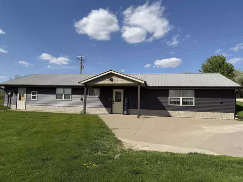 8295 State Road 133 Rd, Potosi, WI 53820