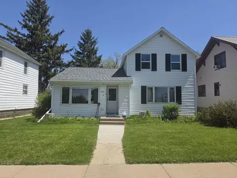 1510 Mclean Ave, Tomah, WI 54660