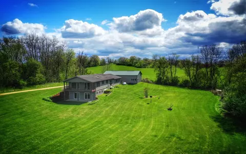 6337 County Rd N, Avoca, WI 53506