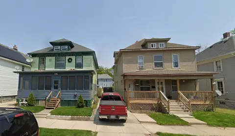 1826 1828 Clayton Ave, Racine, WI 53404
