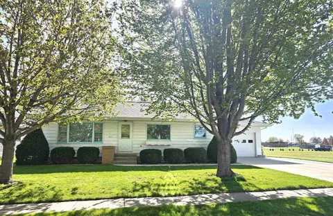 415 High St, Waupun, WI 53963
