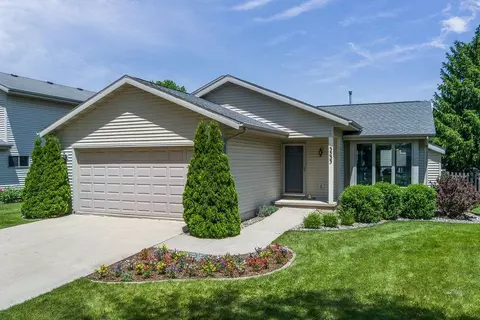 3533 Stonebridge Dr, Madison, WI 53719