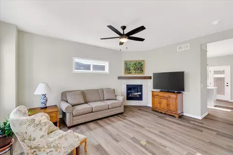 2890 Wild Goose Way, Stoughton, WI 53589