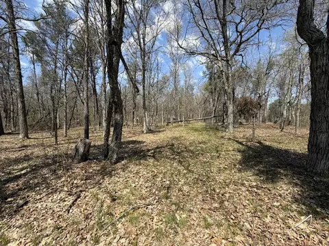 1502 Locust Trl, Nekoosa, WI 54457