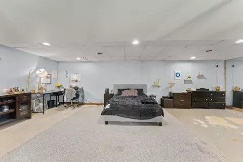 Bedroom - 1720 Algonquin Dr, Baraboo, WI 53913 photo 6 of 8