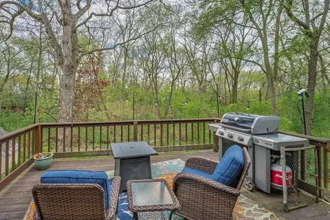 Exterior - 1720 Algonquin Dr, Baraboo, WI 53913 photo 9 of 12