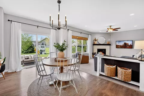Dining - 7708 Catchfly Ln, Deforest, WI 53532 photo 3 of 4