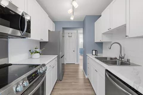2156 Allen Blvd #1, Middleton, WI 53562