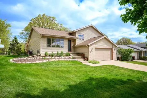 7350 Blue Maple Trl, Madison, WI 53719