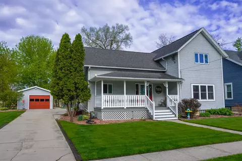 231 Campbell St, Columbus, WI 53925