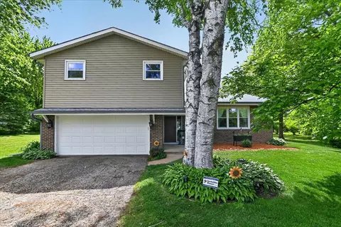 3795 Sunhill Dr, Madison, WI 53718