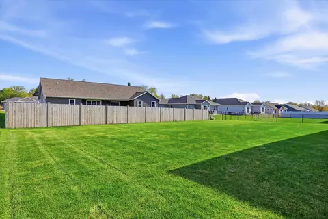 Exterior - 404 Sandmar Dr, Ripon, WI 54971 photo 4 of 4