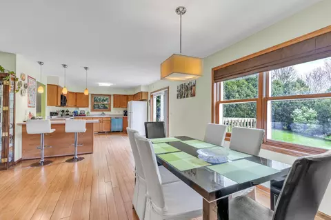 Dining - 2941 Maple Run Dr, Madison, WI 53719 photo 2 of 3