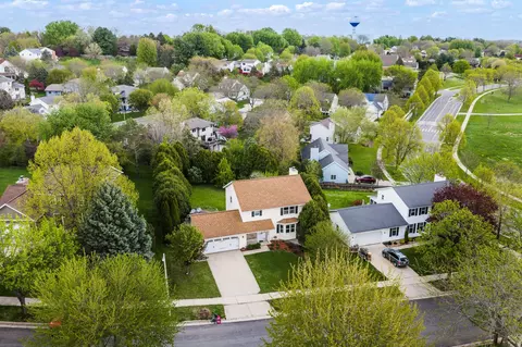 View/Area - 2941 Maple Run Dr, Madison, WI 53719 photo 3 of 6