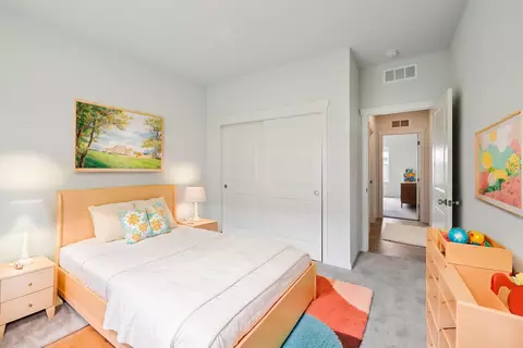 Bedroom - 6655 Royal View Dr, Deforest, WI 53532 photo 5 of 6