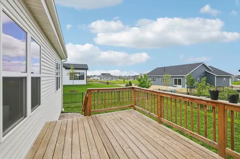 Exterior - 6655 Royal View Dr, Deforest, WI 53532 photo 2 of 8