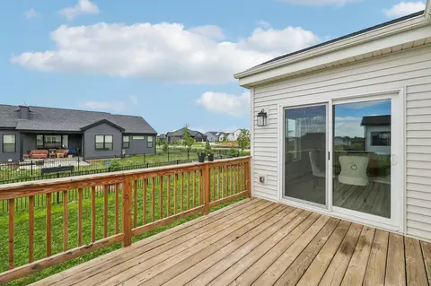 Exterior - 6655 Royal View Dr, Deforest, WI 53532 photo 3 of 8