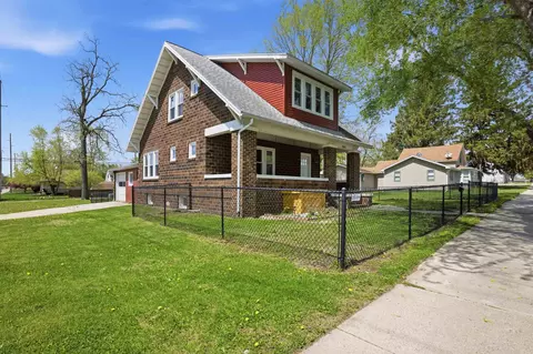 601 Vine St, Wisconsin Dells, WI 53965