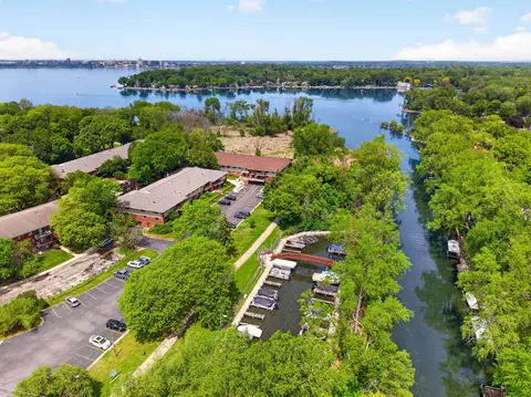 6403 Bridge Rd #202, Madison, WI 53713