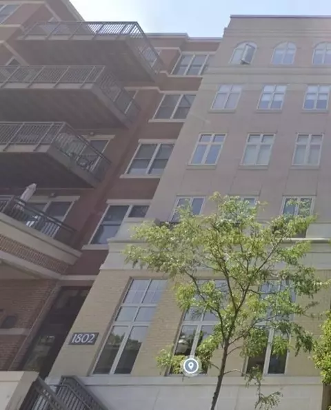 1802 Monroe St #404, Madison, WI 53711