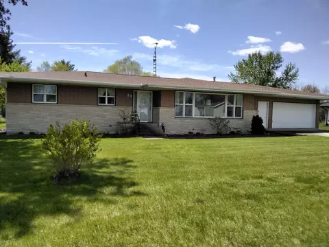 24 4th St, Montello, WI 53949